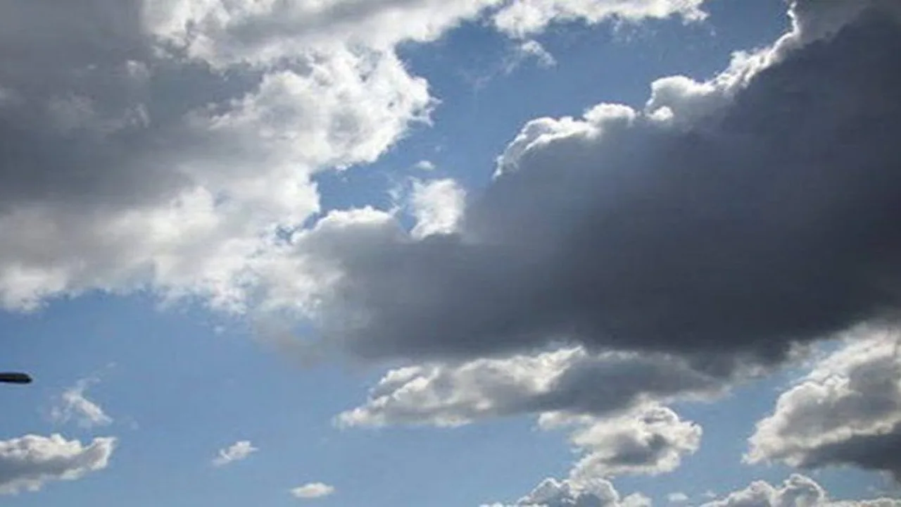 تراجع درجات الحرارة.. كتلة هوائية باردة تؤثر على التوقعات الجوية خلال الأيام المقبلة